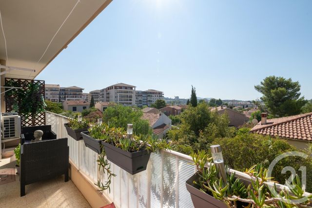 Appartement T4 à vendre - 4 pièces - 69.25 m2 - TOULON - 83 - PROVENCE-ALPES-COTE-D-AZUR - Century 21 Colbert Immobilier