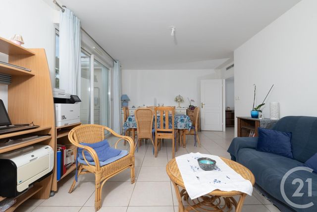 Appartement F4 à vendre - 4 pièces - 90.16 m2 - LA VALETTE DU VAR - 83 - PROVENCE-ALPES-COTE-D-AZUR - Century 21 Colbert Immobilier