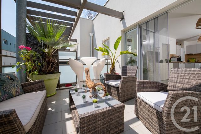 Appartement T4 à vendre - 4 pièces - 79.3 m2 - LA VALETTE DU VAR - 83 - PROVENCE-ALPES-COTE-D-AZUR - Century 21 Colbert Immobilier